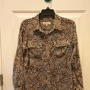 Jones New York women’s animal print blouse - Size PM